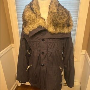 Oakley Gray Ski Jacket with Faux Fur Collar